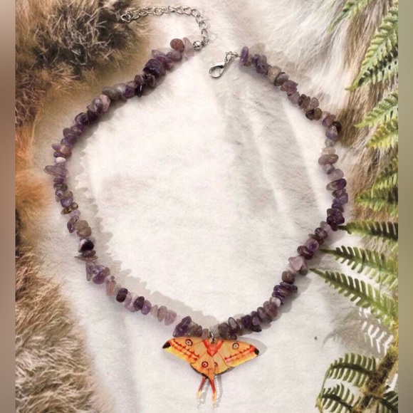 “Butterfly Eyes” Orange Yellow Realistic Amethyst Tumbled Stones Chips Necklace - Picture 4 of 4
